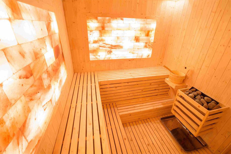 Phòng xông hơi sauna kết hợp đá muối